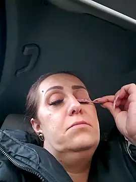 AvaLloyd online show from 03/03/25, 04:03