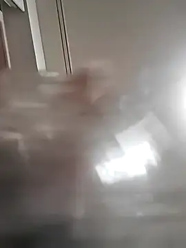 AvaLloyd online show from 09/26/25, 12:36