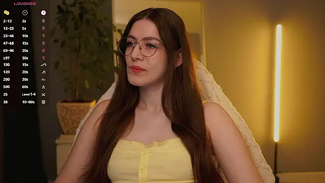 Snapshot of Ester_Hill chatting on 02/12/26, 03:23 Ester Hill online show from 02/12/26, 03:23