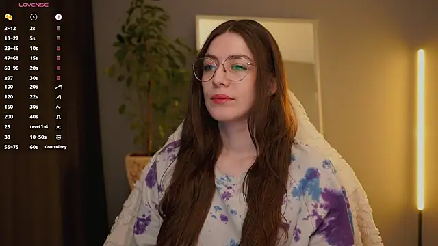 Snapshot of Ester_Hill chatting on 02/18/26, 02:29 Ester Hill online show from 02/18/26, 02:29