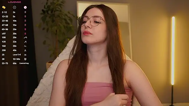 Snapshot of Ester_Hill chatting on 02/19/26, 02:51 Ester Hill online show from 02/19/26, 02:51