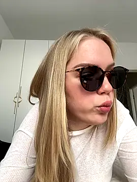 Little Forest ELF online show from 11/15/25, 08:33