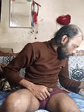 Snapshot of BadBoySmoker7070 chatting on 01/06/26, 07:17 BadBoySmoker7070 online show from 01/06/26, 07:17