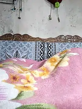 Snapshot of BadBoySmoker7070 chatting on 02/08/26, 01:03 BadBoySmoker7070 online show from 02/08/26, 01:03