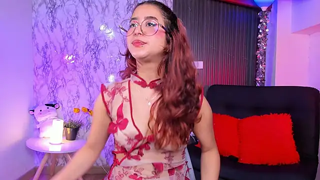 Snapshot of chloe_blue chatting on 02/22/25, 03:03 chloe blue online show from 02/22/25, 03:03
