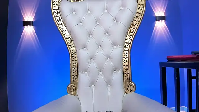 Santa Cooper  online show from 10/17/25, 03:10