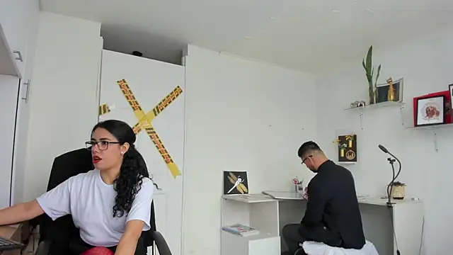 susana monroy online show from 12/02/25, 04:35