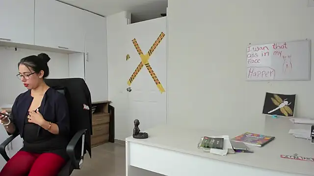 susana monroy online show from 12/05/25, 05:20