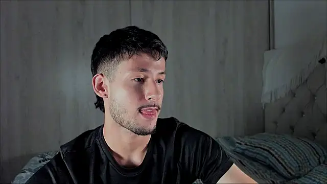 dimitri targaryen online show from 03/19/26, 08:29