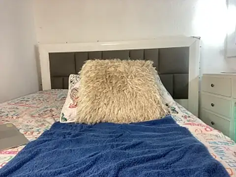 nicolaskan online show from 11/20/25, 12:05