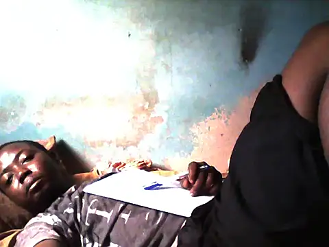 Snapshot of little__joy chatting on 03/10/25, 02:05 little joy online show from 03/10/25, 02:05