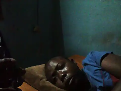 Snapshot of little__joy chatting on 09/24/25, 12:25 little joy online show from 09/24/25, 12:25