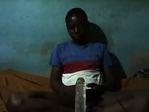 Snapshot of little__joy chatting on 12/23/25, 04:10 little joy online show from 12/23/25, 04:10