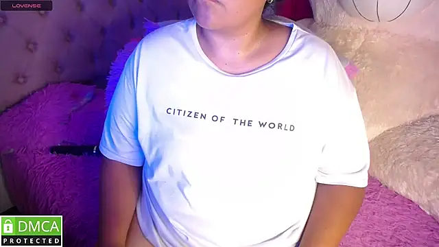 KittyHot20 online show from 11/21/25, 07:56