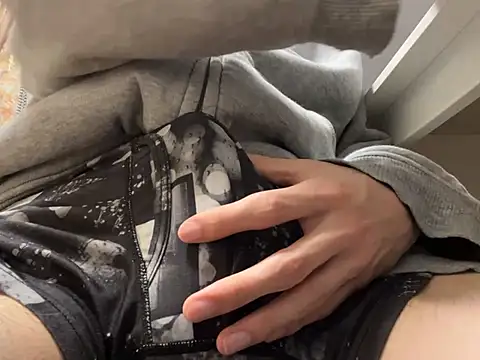 lkun9 online show from 02/25/25, 03:42