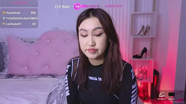 Snapshot of Diana_Moon_ chatting on 01/27/25, 11:43 Diana Moon online show from 01/27/25, 11:43