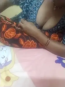 Snapshot of Krishporn chatting on 04/06/26, 04:21 Krishporn online show from 04/06/26, 04:21