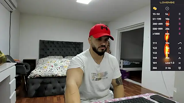 Snapshot of supermanboy94 chatting on 01/15/26, 06:40 supermanboy94 online show from 01/15/26, 06:40