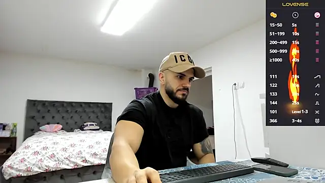 Snapshot of supermanboy94 chatting on 02/10/26, 07:12 supermanboy94 online show from 02/10/26, 07:12