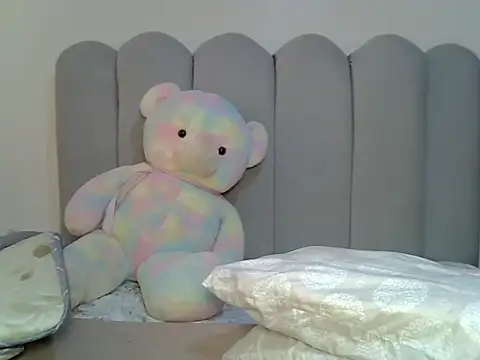 Snapshot of sweet_sydney chatting on 05/07/26, 04:07 sweet sydney online show from 05/07/26, 04:07