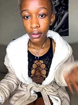 Shanniva online show from 11/09/25, 03:38