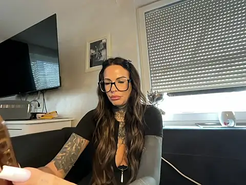 AileenInkOfficial online show from 02/27/25, 02:00