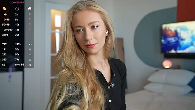 Vika54784 online show from 03/08/25, 06:21