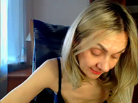 Snapshot of Tanya6547 chatting on 03/27/26, 10:48 Tanya6547 online show from 03/27/26, 10:48