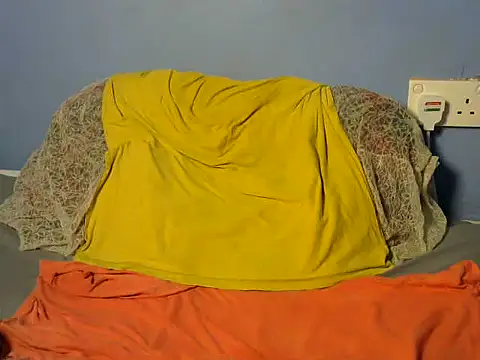 Snapshot of shishbabe chatting on 03/16/25, 08:54 shishbabe online show from 03/16/25, 08:54