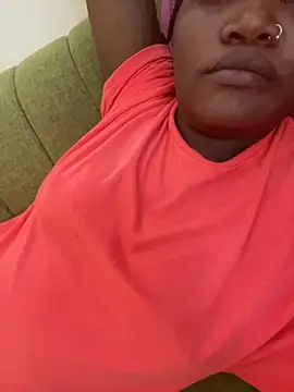 Snapshot of shishbabe chatting on 11/12/25, 10:15 shishbabe online show from 11/12/25, 10:15