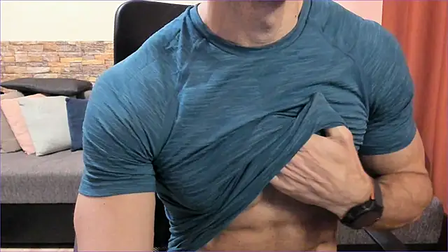 HotHunkTrainer online show from 11/19/25, 08:14