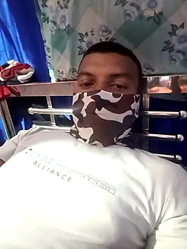 Snapshot of model_yesx chatting on 11/21/25, 05:11 model yesx online show from 11/21/25, 05:11