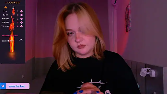 Snapshot of lala_loulou_land chatting on 12/07/24, 07:54 lala loulou land online show from 12/07/24, 07:54