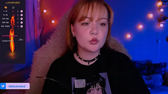 Snapshot of lala_loulou_land chatting on 03/15/25, 11:17 lala loulou land online show from 03/15/25, 11:17