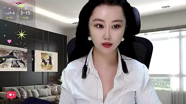 W-E-N-123 online show from 11/26/25, 02:01