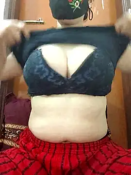 Snapshot of Anjel_Sadia chatting on 01/18/26, 04:33 Anjel Sadia online show from 01/18/26, 04:33