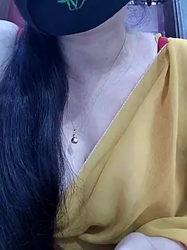 Snapshot of Anjel_Sadia chatting on 03/05/26, 02:51 Anjel Sadia online show from 03/05/26, 02:51