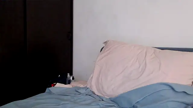 Scarlettford online show from 10/24/25, 04:25