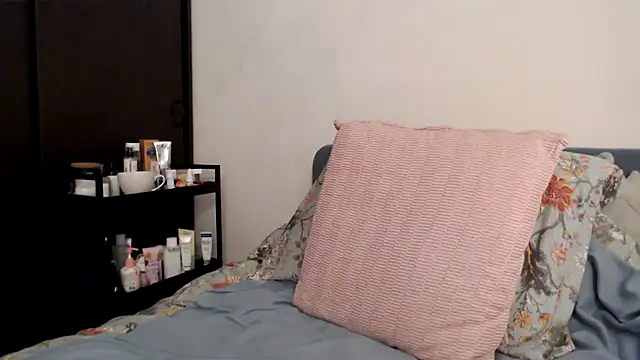 Scarlettford online show from 03/18/26, 05:27