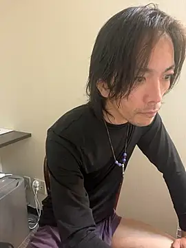 Snapshot of Katakuriko-Denpun chatting on 11/18/25, 10:31 Katakuriko-Denpun online show from 11/18/25, 10:31