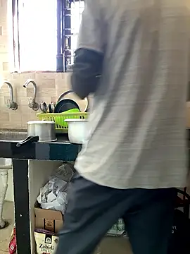 Snapshot of Telugukannadaboy69 chatting on 01/10/26, 04:36 Telugukannadaboy69 online show from 01/10/26, 04:36