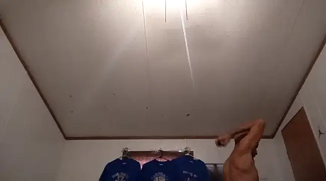 Snapshot of Xoc8_ chatting on 01/04/25, 07:34 Xoc8  online show from 01/04/25, 07:34