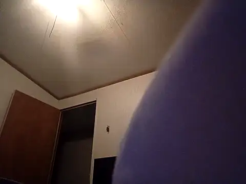 Snapshot of Xoc8_ chatting on 02/20/25, 08:25 Xoc8  online show from 02/20/25, 08:25