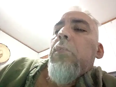 Snapshot of Xoc8_ chatting on 10/03/25, 08:22 Xoc8  online show from 10/03/25, 08:22