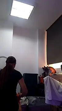 AnthonelaDuque online show from 11/11/25, 11:32