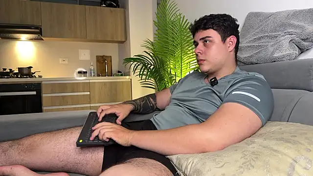 Snapshot of odin_blake chatting on 02/24/26, 02:20 odin blake online show from 02/24/26, 02:20