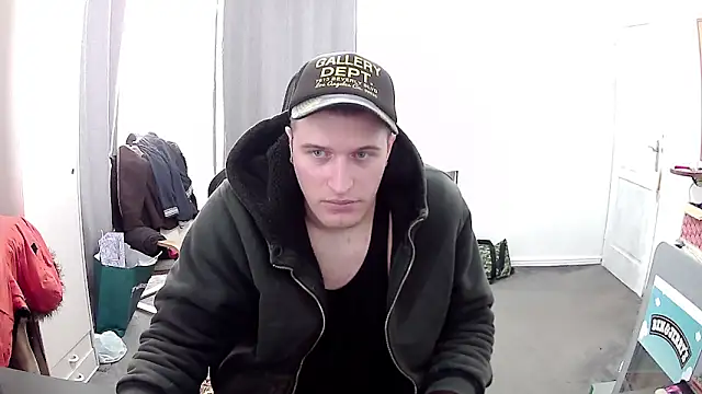 Snapshot of PKrisztian chatting on 03/31/26, 12:16 PKrisztian online show from 03/31/26, 12:16
