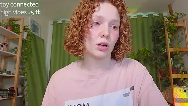 Snapshot of _lightmyfire chatting on 01/30/25, 12:59 lightmyfire online show from 01/30/25, 12:59