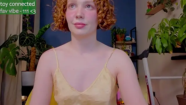 Snapshot of _lightmyfire chatting on 10/14/25, 08:53 lightmyfire online show from 10/14/25, 08:53