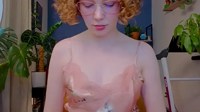 Snapshot of _lightmyfire chatting on 11/04/25, 08:13 lightmyfire online show from 11/04/25, 08:13